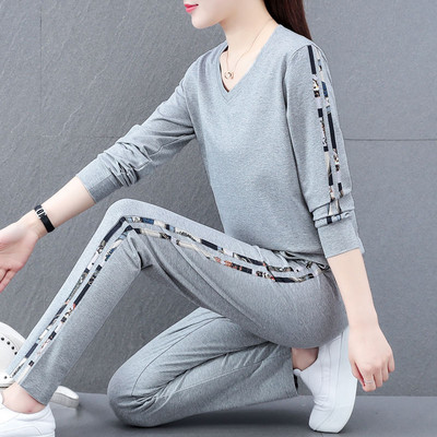 Sieviešu ikdienas blūze ar V veida kakla izgriezumu un apakšas komplekts