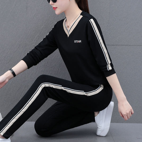 Sieviešu komanda - ar apmalēm trīs krāsās