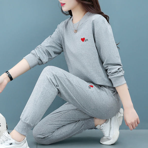 Ženski casual dvodijelni komplet - bluza i donji dio