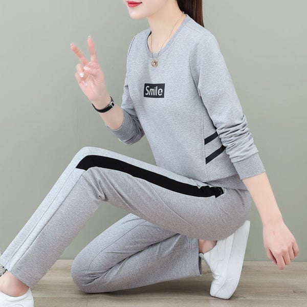 Női sportcsapat – két részből