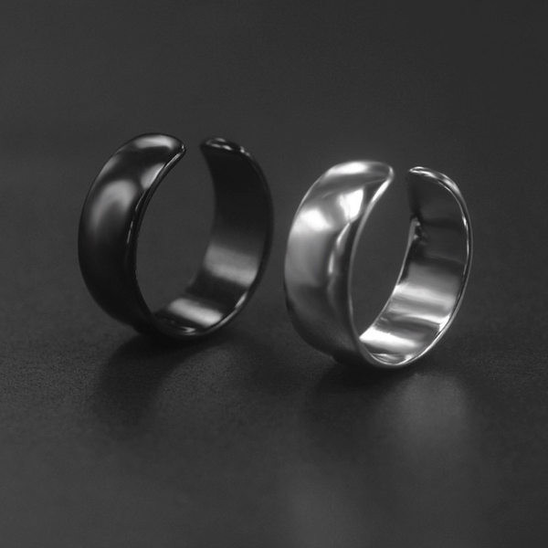 Muške naušnice u srebrnoj i crnoj boji