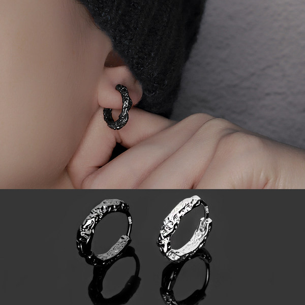 Férfi kerek fülbevaló egyetlen modell