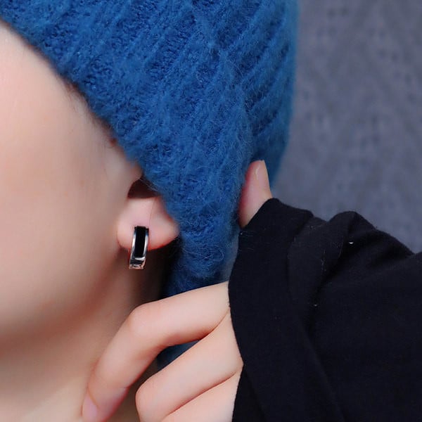 Novi model muških naušnica okruglog oblika - jednodijelne ili dvodijelne