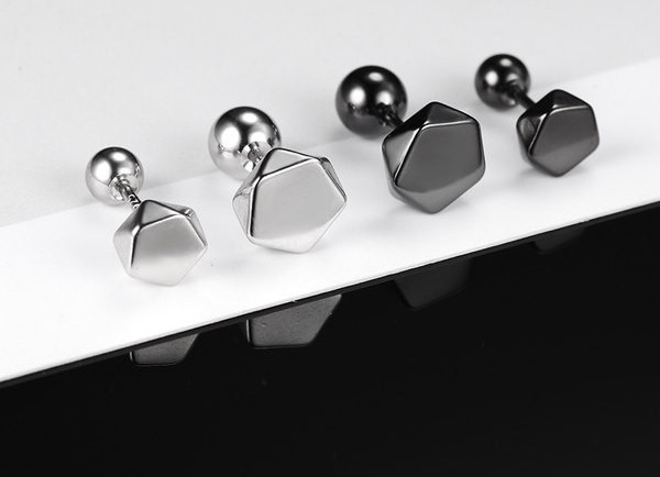 Egyszemélyes férfi fülbevaló két színben