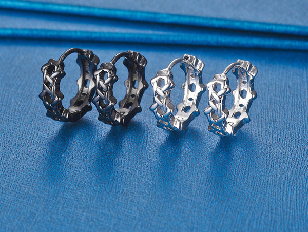 Férfi titán acél fülbevaló