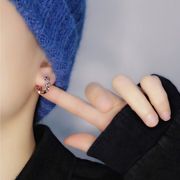 Férfi titán acél fülbevaló