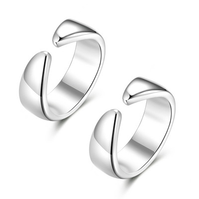 Ανδρικά σκουλαρίκια με στρογγυλό σχήμα