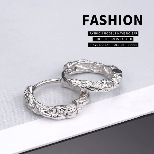 Modern férfi karikafülbevaló fekete és ezüst színben