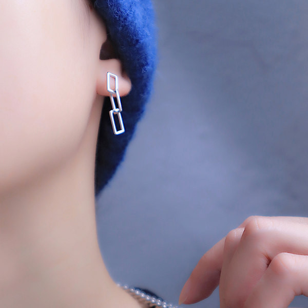 Vīriešu auskari ar kulonu