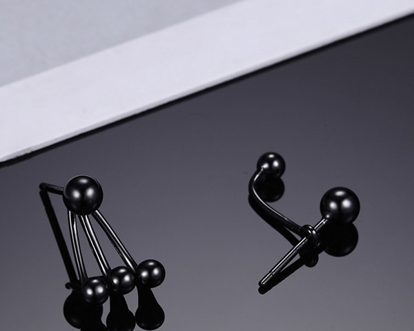 Vīriešu tērauda auskari divās krāsās