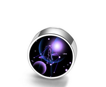 Muške naušnice u raznim bojama