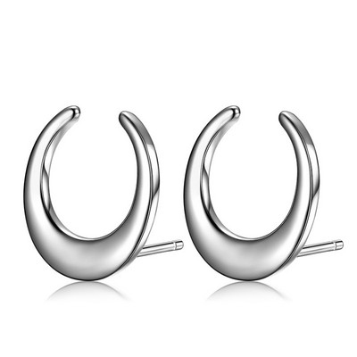 Moderne muške naušnice u srebrnoj boji