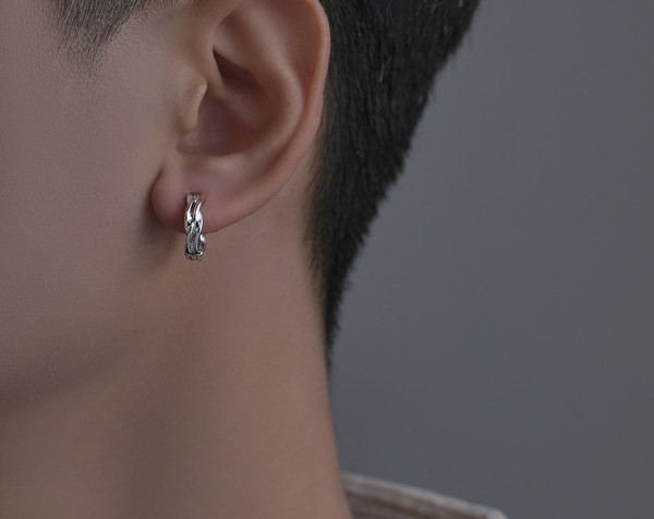 Sudraba auskari ar apaļu formu