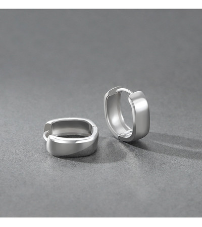 Ανδρικά στρογγυλά σκουλαρίκια casual μοντέλο