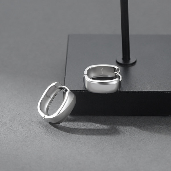 Ανδρικά στρογγυλά σκουλαρίκια casual μοντέλο