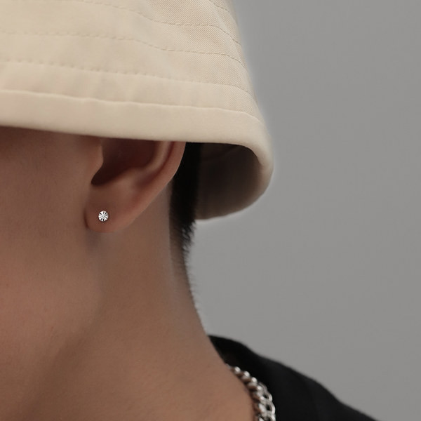 Vīriešu auskari ar dekoratīviem akmeņiem, komplektā 1 vai 2 gab