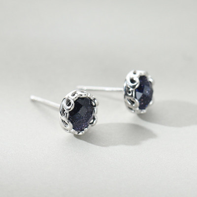 Vīriešu auskari ar akmeni melnā krāsā