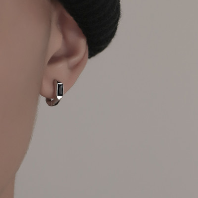 Ikdienas vīriešu sprādzes auskari