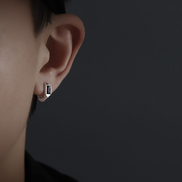 Ikdienas vīriešu sprādzes auskari