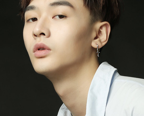 Σκουλαρίκια σταυρός από ατσάλι