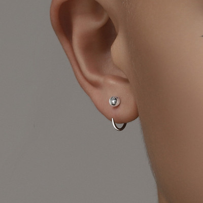 Muške naušnice u srebrnoj boji - dva modela