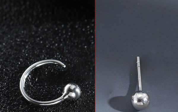 Muške naušnice u srebrnoj boji - dva modela