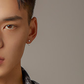 Férfi fülbevaló díszkővel