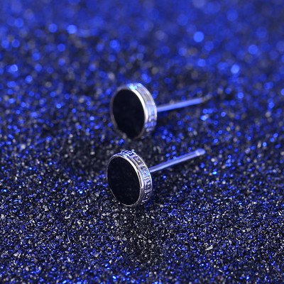 Alkalmi férfi fülbevaló kerek mintával