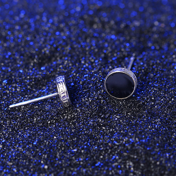 Alkalmi férfi fülbevaló kerek mintával