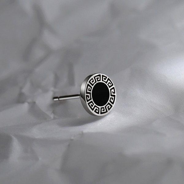 Alkalmi férfi fülbevaló kerek mintával