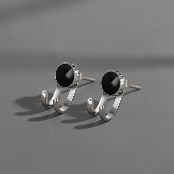 Ανδρικά σκουλαρίκια σε δύο χρώματα