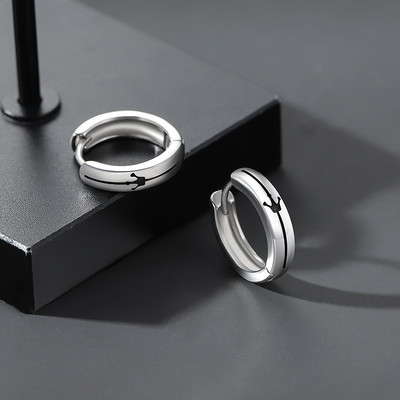 Ανδρικά κρίκοι σκουλαρίκια σε ασημί χρώμα