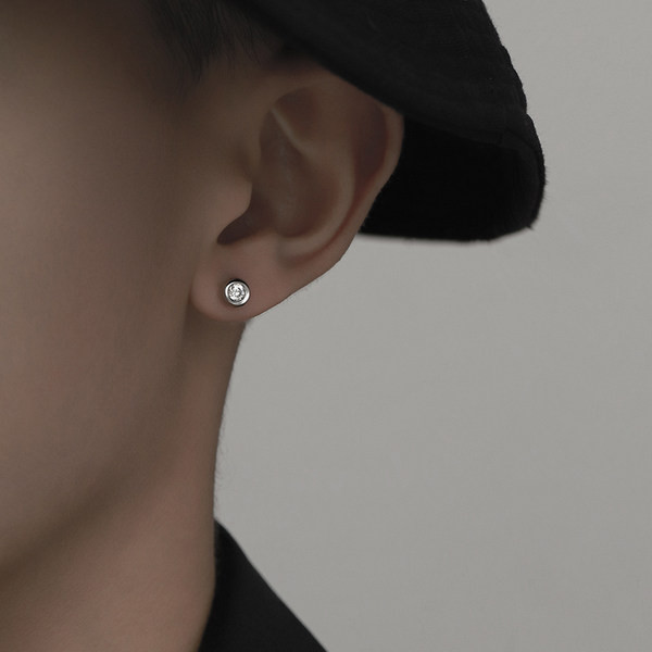 Ανδρικά σκουλαρίκια με διακοσμητική πέτρα