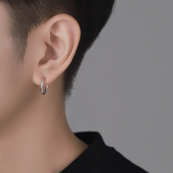 Vyriški retro stiliaus užsegami auskarai be auskarų