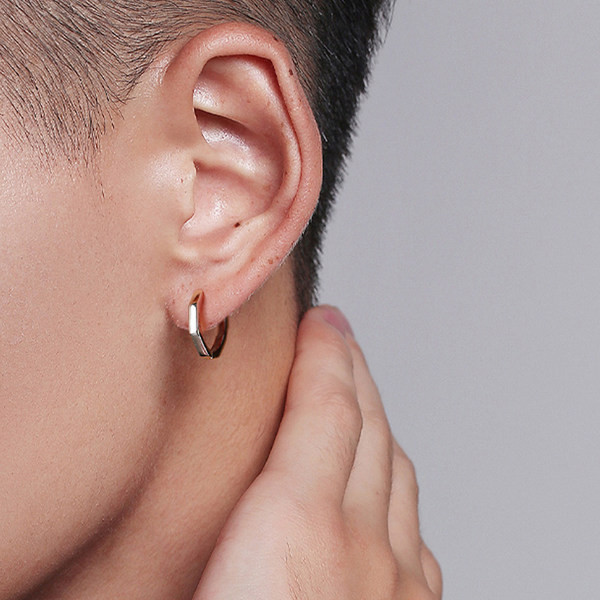 Cercei bărbați de culoare argintie - mai multe culori