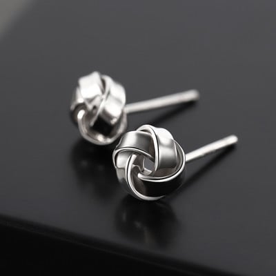 Ανδρικό μονό σκουλαρίκι σε ασημί χρώμα