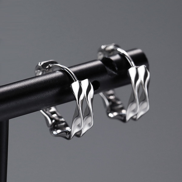 Ανδρικά κυματιστά σκουλαρίκια casual σχέδιο