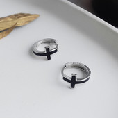 Kereszt alakú férfi fülbevaló