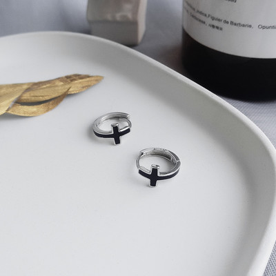 Kereszt alakú férfi fülbevaló