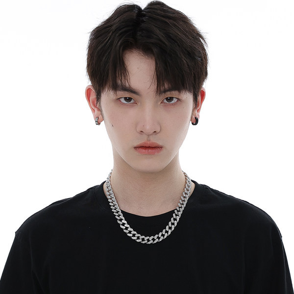 Vīriešu auskari retro modeļa auss klipša tipa