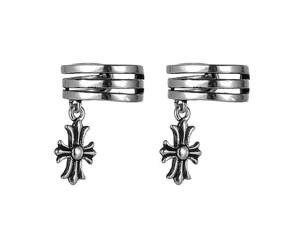 Μοντέρνα ανδρικά σκουλαρίκια με κρεμαστό σταυρό