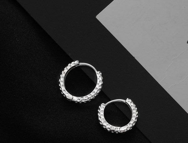 Ανδρικά σκουλαρίκια - στρογγυλό σχήμα