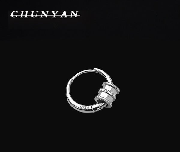 Ανδρικά στρογγυλά σκουλαρίκια με μενταγιόν και πέτρες