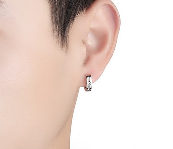 Μαγνητικό ανδρικό σκουλαρίκι σε διαφορετικό σχήμα