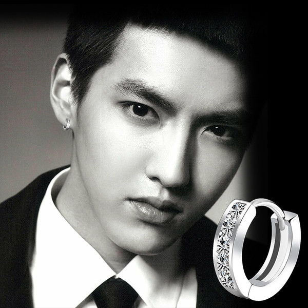 Naujo modelio vyriški auskarai su akmenukais