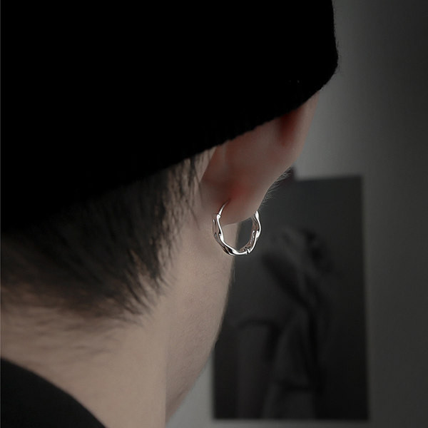 Ανδρικά σκουλαρίκια δαχτυλίδια σε ασημί χρώμα, πολλά μοντέλα