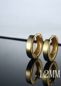 Vīriešu auskaru gredzeni zelta krāsā