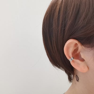 Meeste kõrvarõngad sõrmused mitme mudeli hõbedast värvi