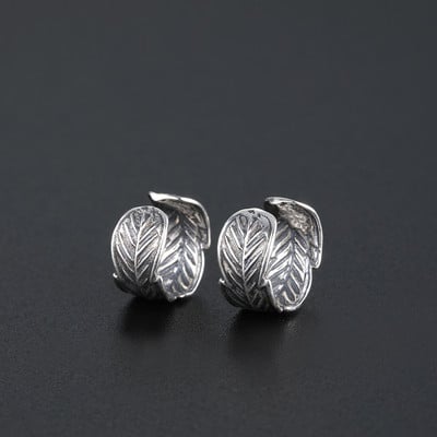 Meeste kõrvarõngad sõrmused mitme mudeli hõbedast värvi