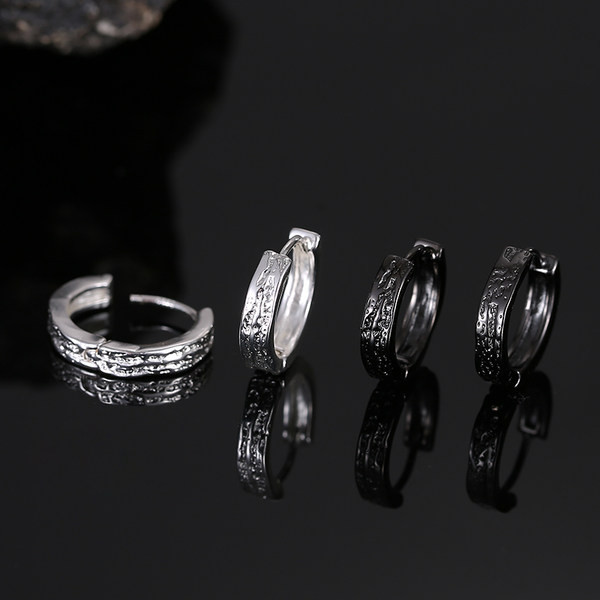 Stílusos férfi gyűrűk két színben